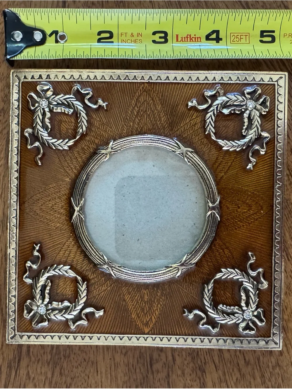 1989 Terragrafics Photo Frame Brown Enamel Bronze Wreath Hollywood Regency